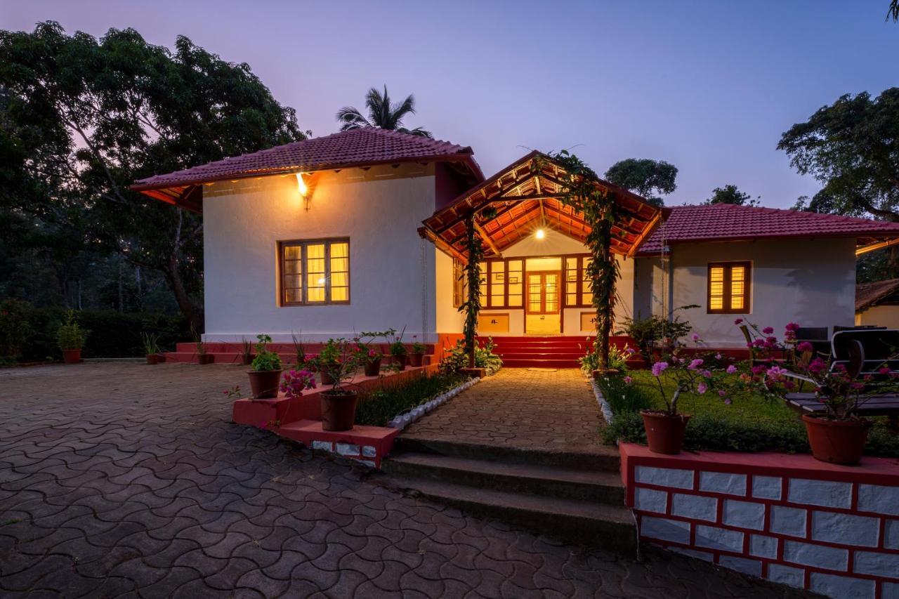 הוילה Gonikoppal Ama Plantation Trails Coorg מראה חיצוני תמונה